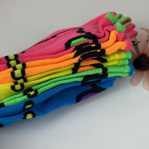 Hello Kitty no show socks set of 5 NEW Cute neon colors with Hello Kitty faces - Picture 2 of 14